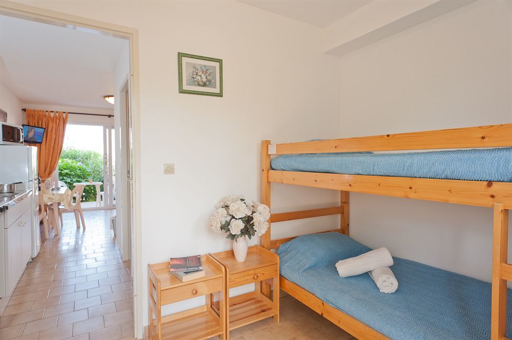 לומיו Residence Arinella מראה חיצוני תמונה