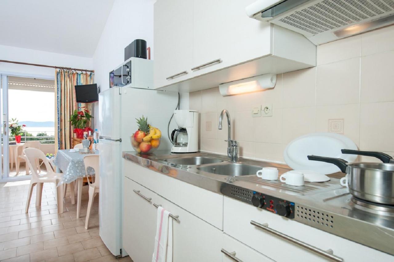 לומיו Residence Arinella מראה חיצוני תמונה